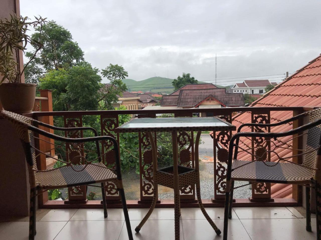 Pukyo Bed And Breakfast Belgian Lao Ban Nangoy Kültér fotó